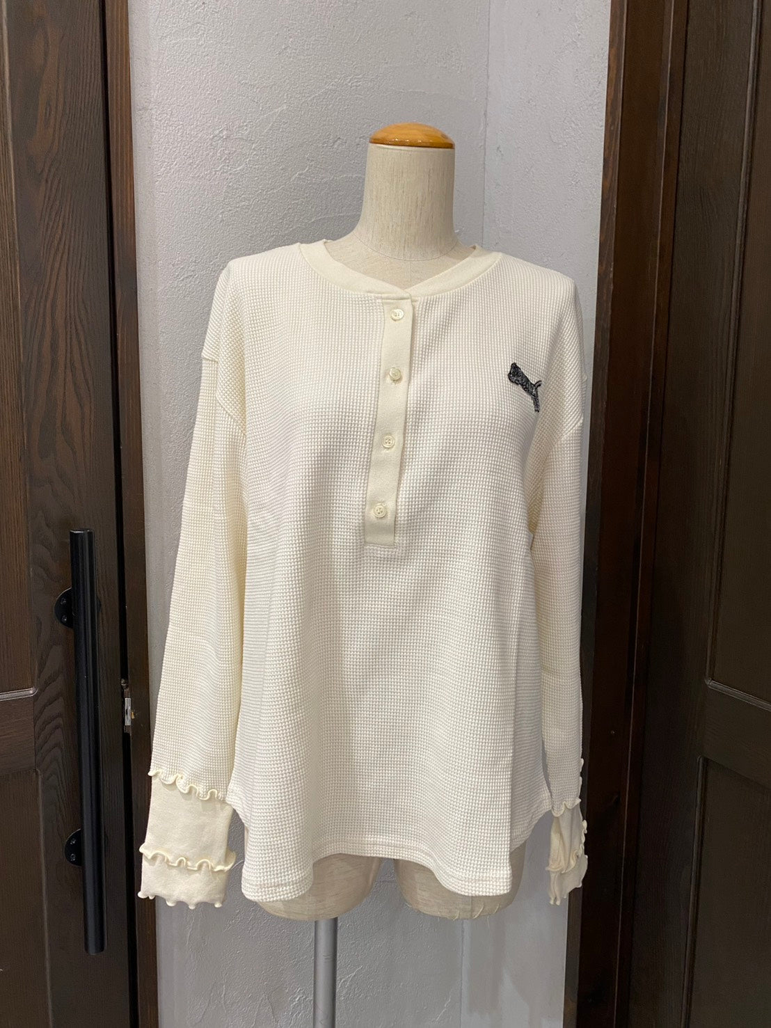 【TRANOI】TORAワッフルヘンリートップス