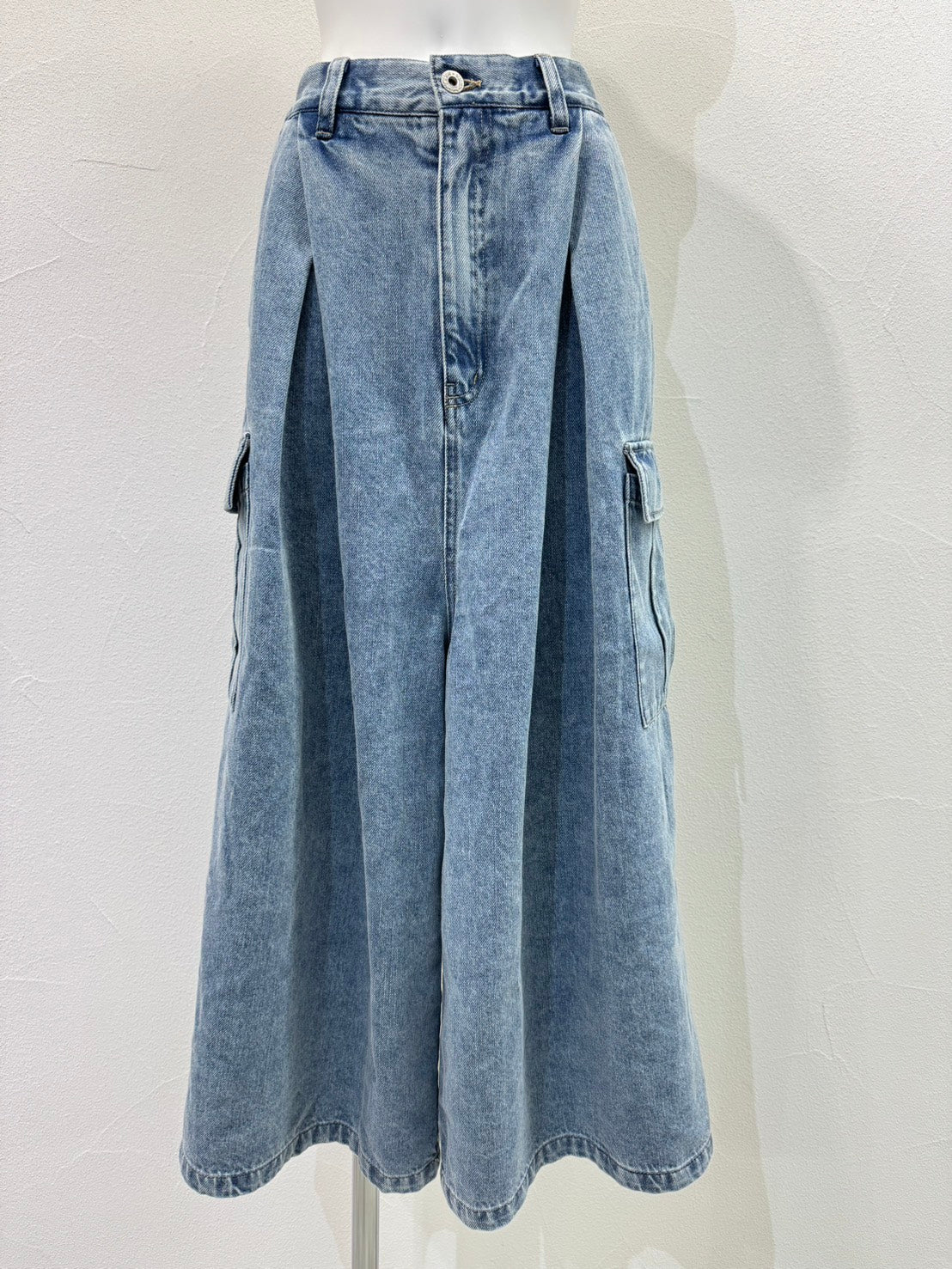 【予約商品】CYAN TOKYO デニムバギーガウチョ