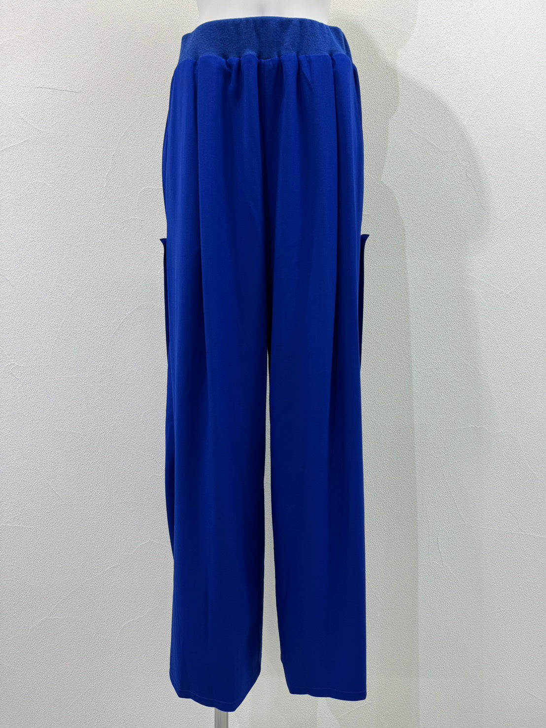 【予約商品】CYAN TOKYO バックドレープワイド