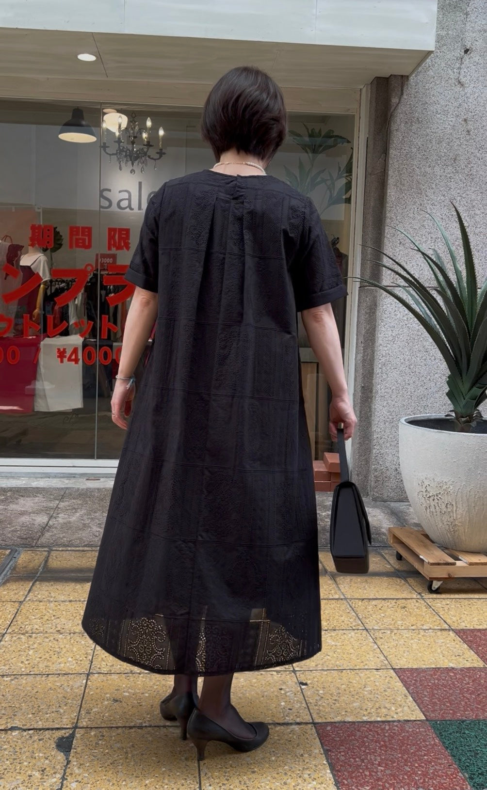【dix-sept】刺繍ワンピース