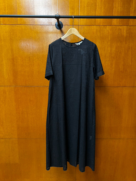 【dix-sept】刺繍ワンピース