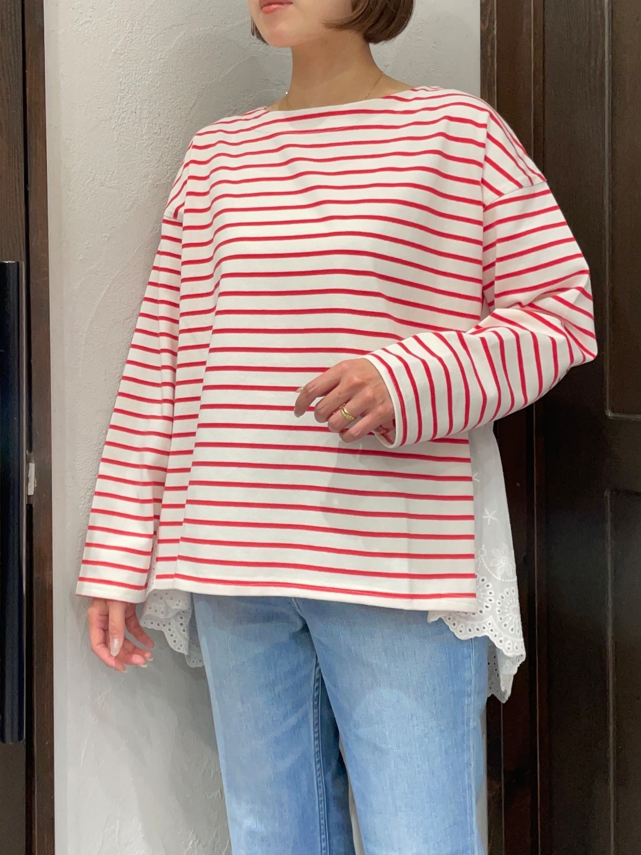 【botanical】裾レース長袖Tシャツ