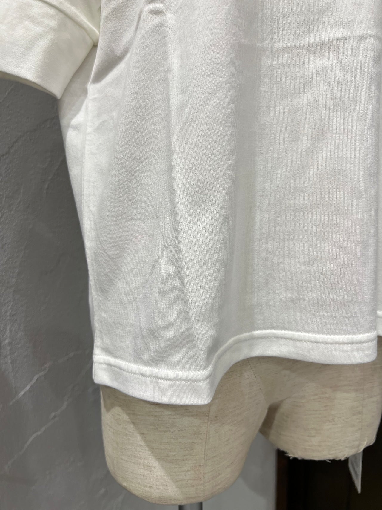 【MARECHAL TERRE】バックロゴテープデザインTシャツ