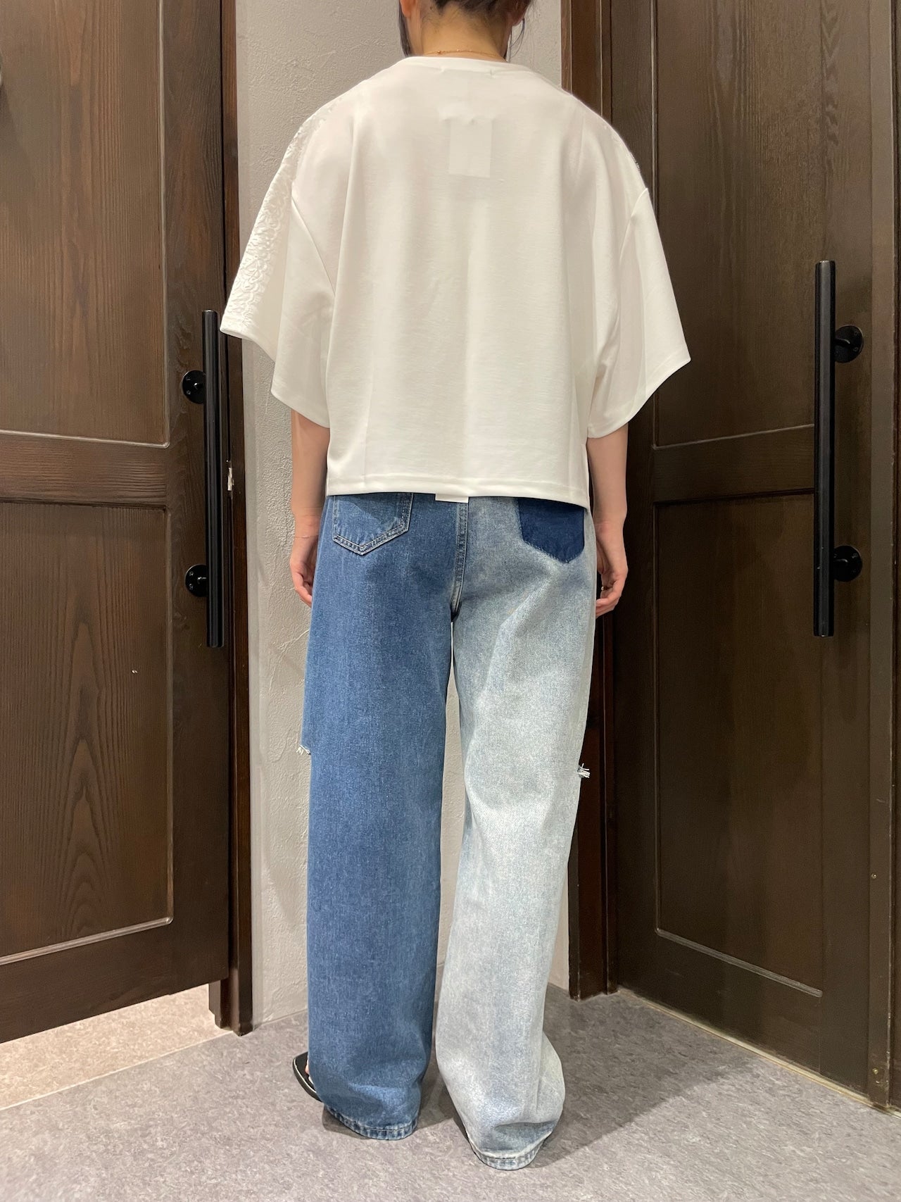 【TRANOI】トラ刺繍レースライントップス