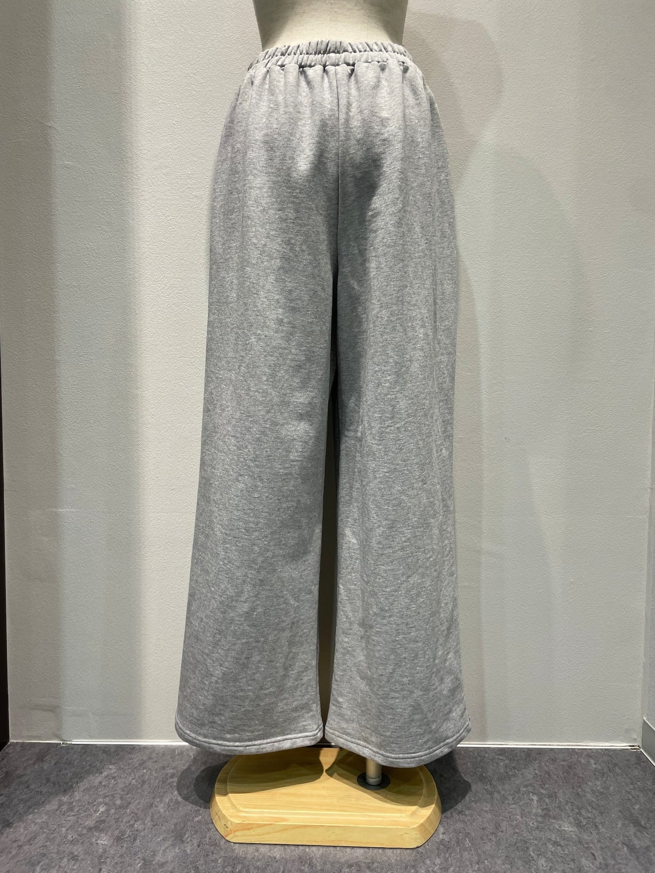 【Eimee Law】サイドロゴ＆レーススエットパンツ